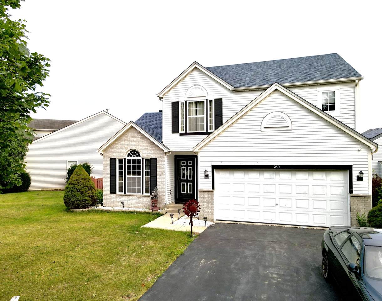 250 Lilac Drive - Photo 1