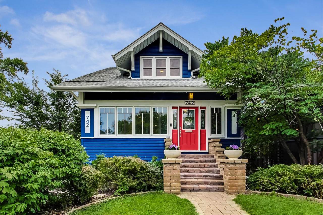 742 Ridgeland Avenue - Photo 1