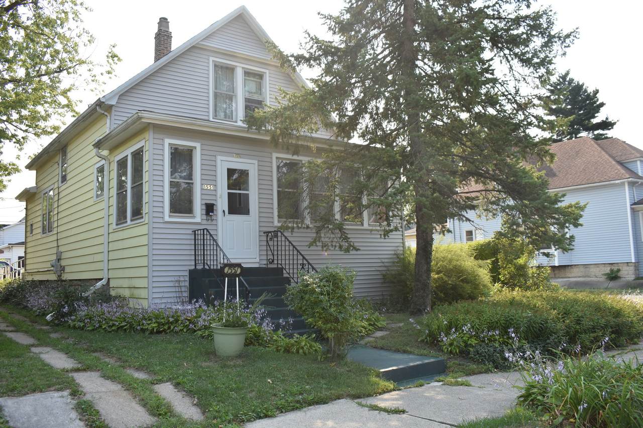 1551 Thorn Street - Photo 1
