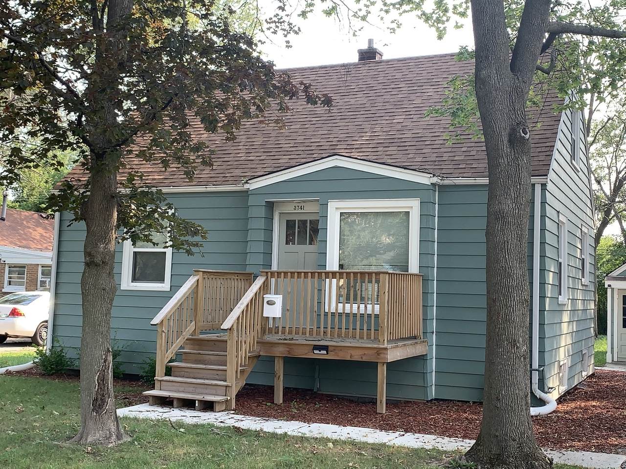 3741 Emerald Avenue - Photo 1