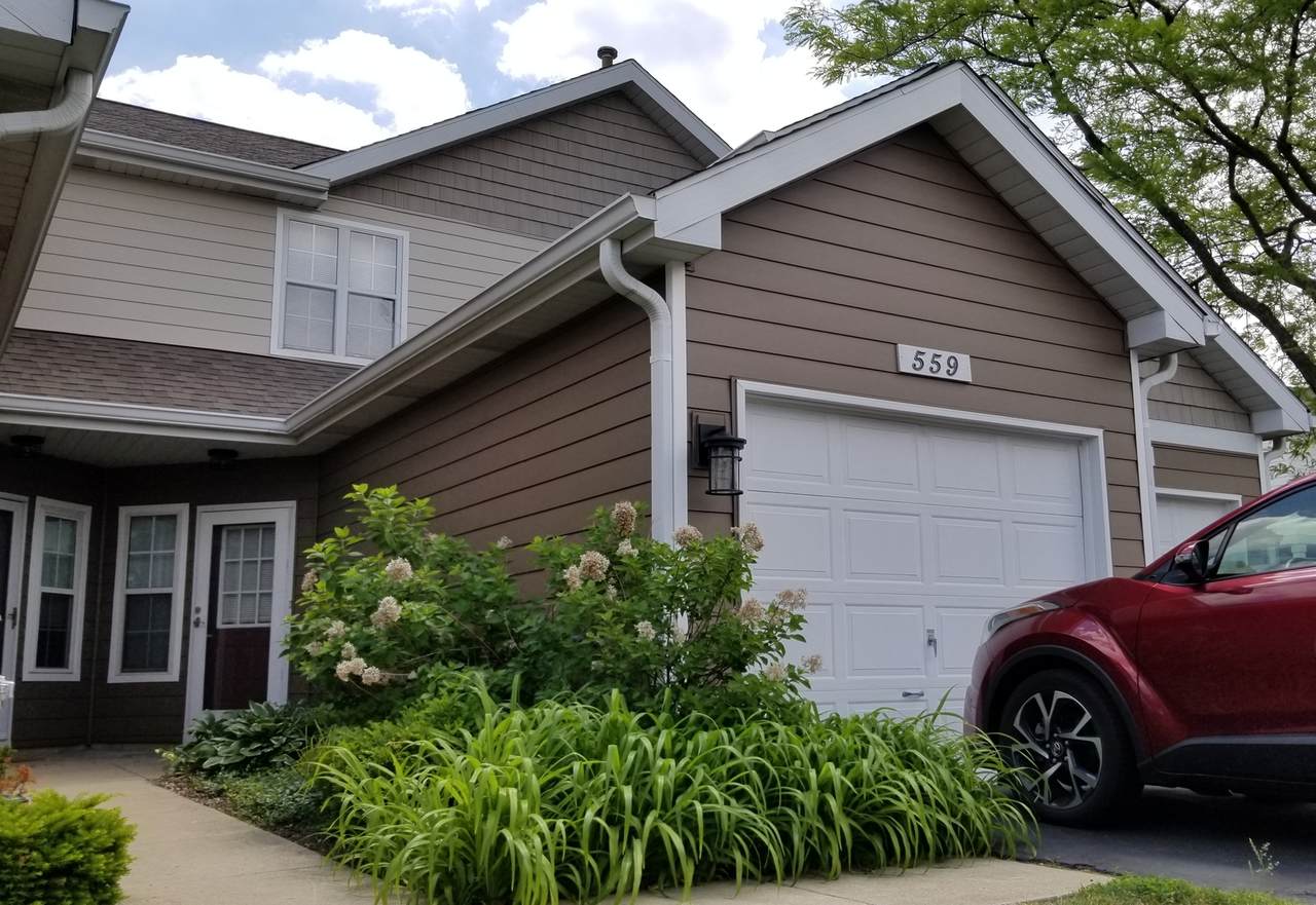 559 Woodhaven Drive - Photo 1