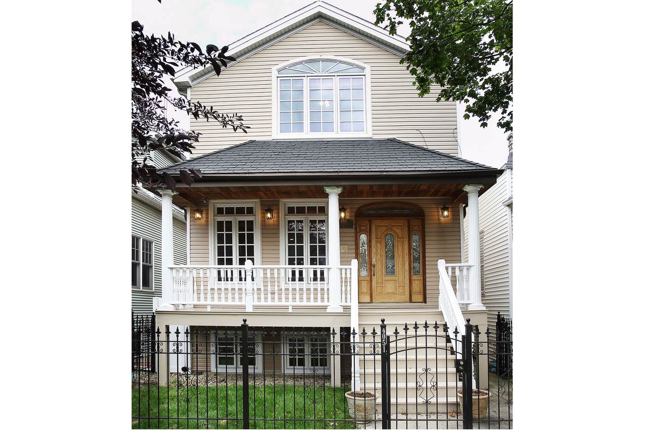 4051 Maplewood Avenue - Photo 1