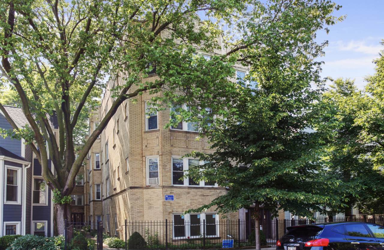 3040 Spaulding Avenue - Photo 1
