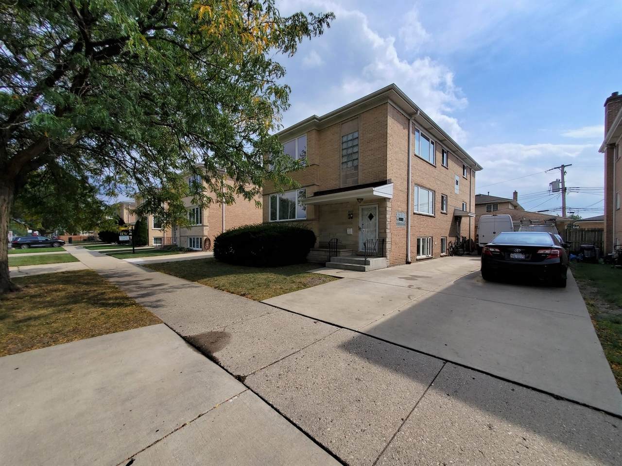 8533 Foster Avenue - Photo 1