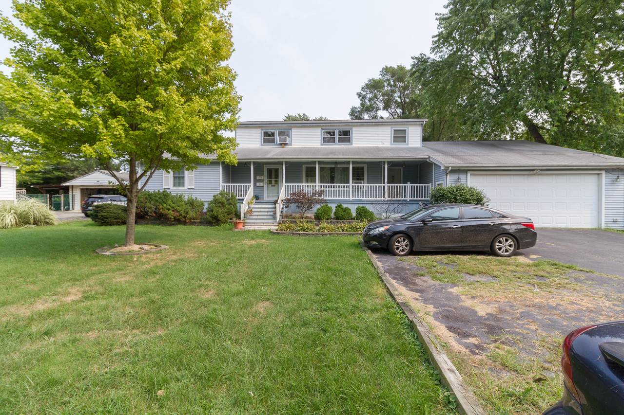 11825 Springfield Avenue - Photo 1