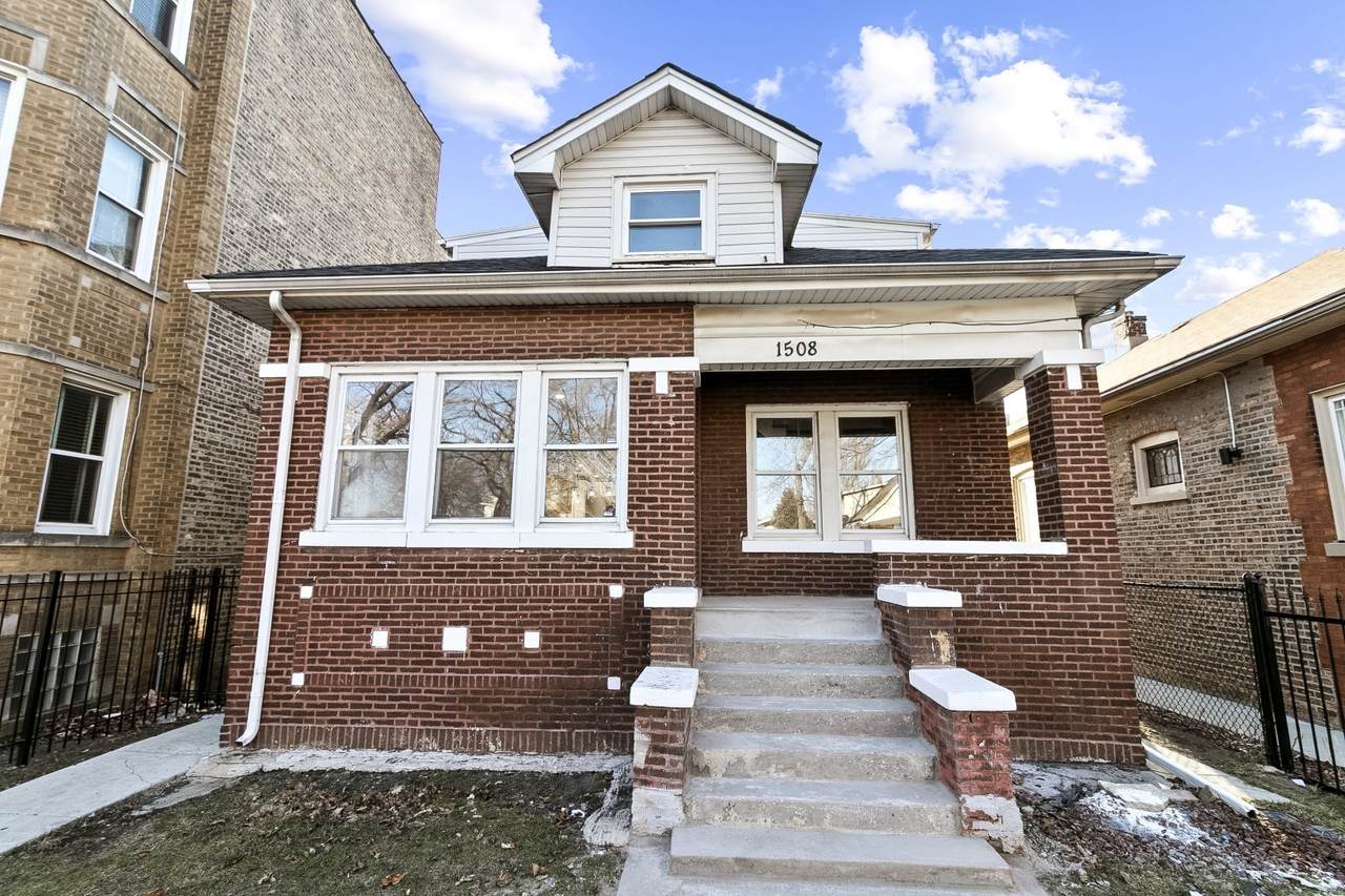 1508 Leamington Avenue - Photo 1