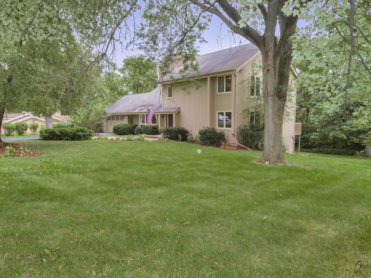 3918 Red Bud Court - Photo 1