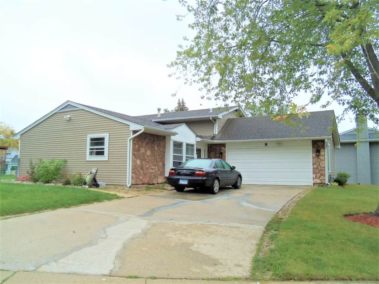 9 Highbury Drive - Photo 1