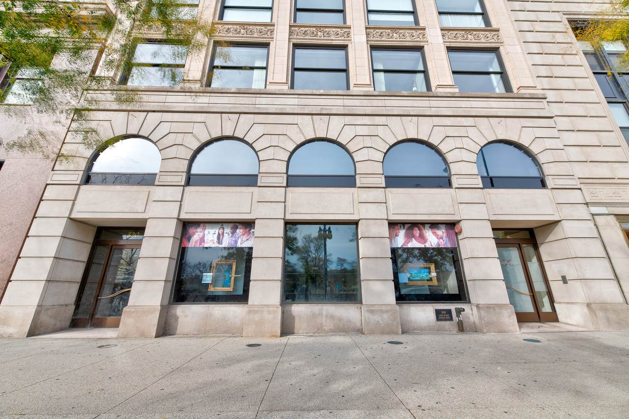 320 Michigan Avenue - Photo 1