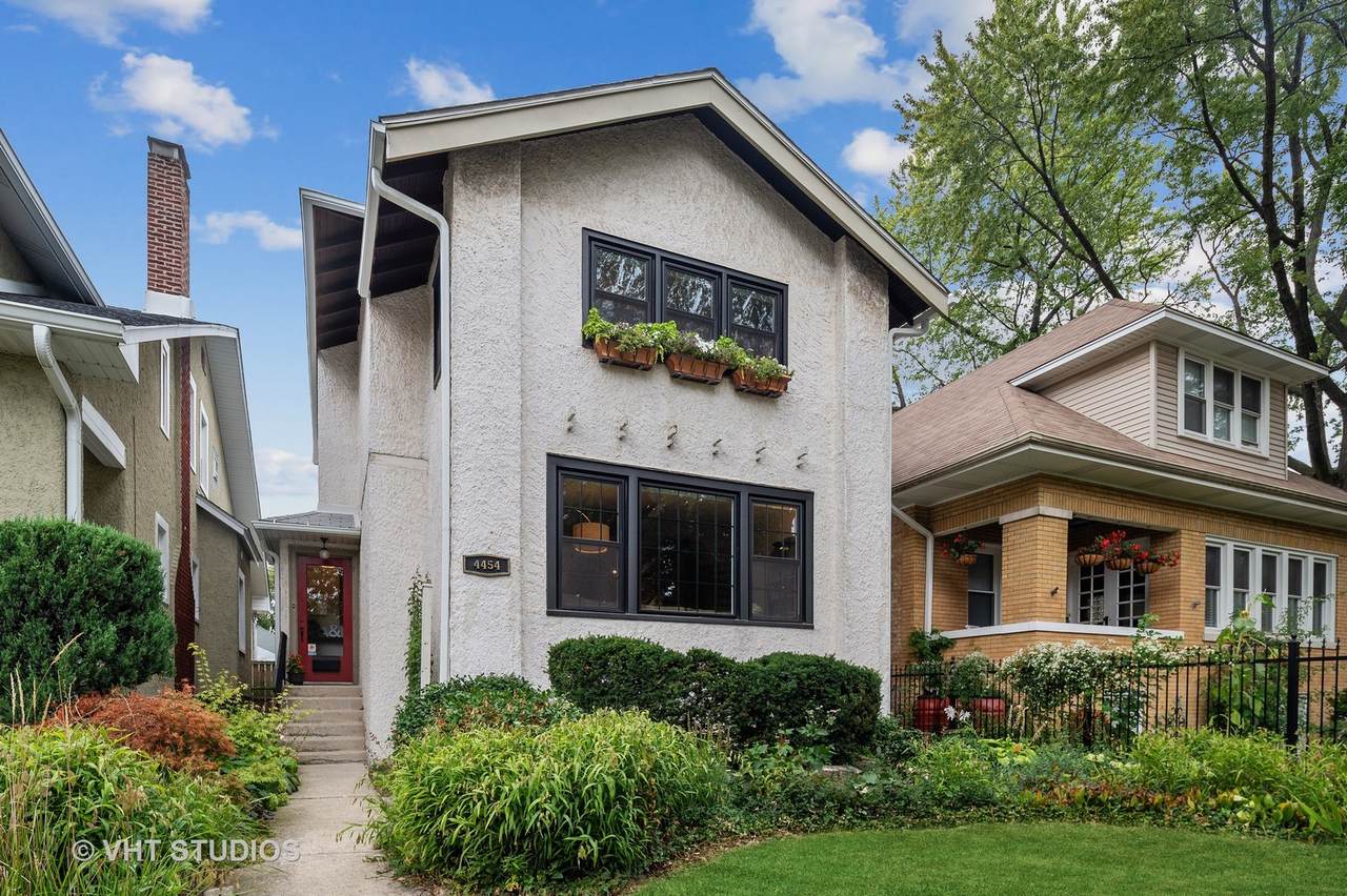 4454 Central Park Avenue - Photo 1