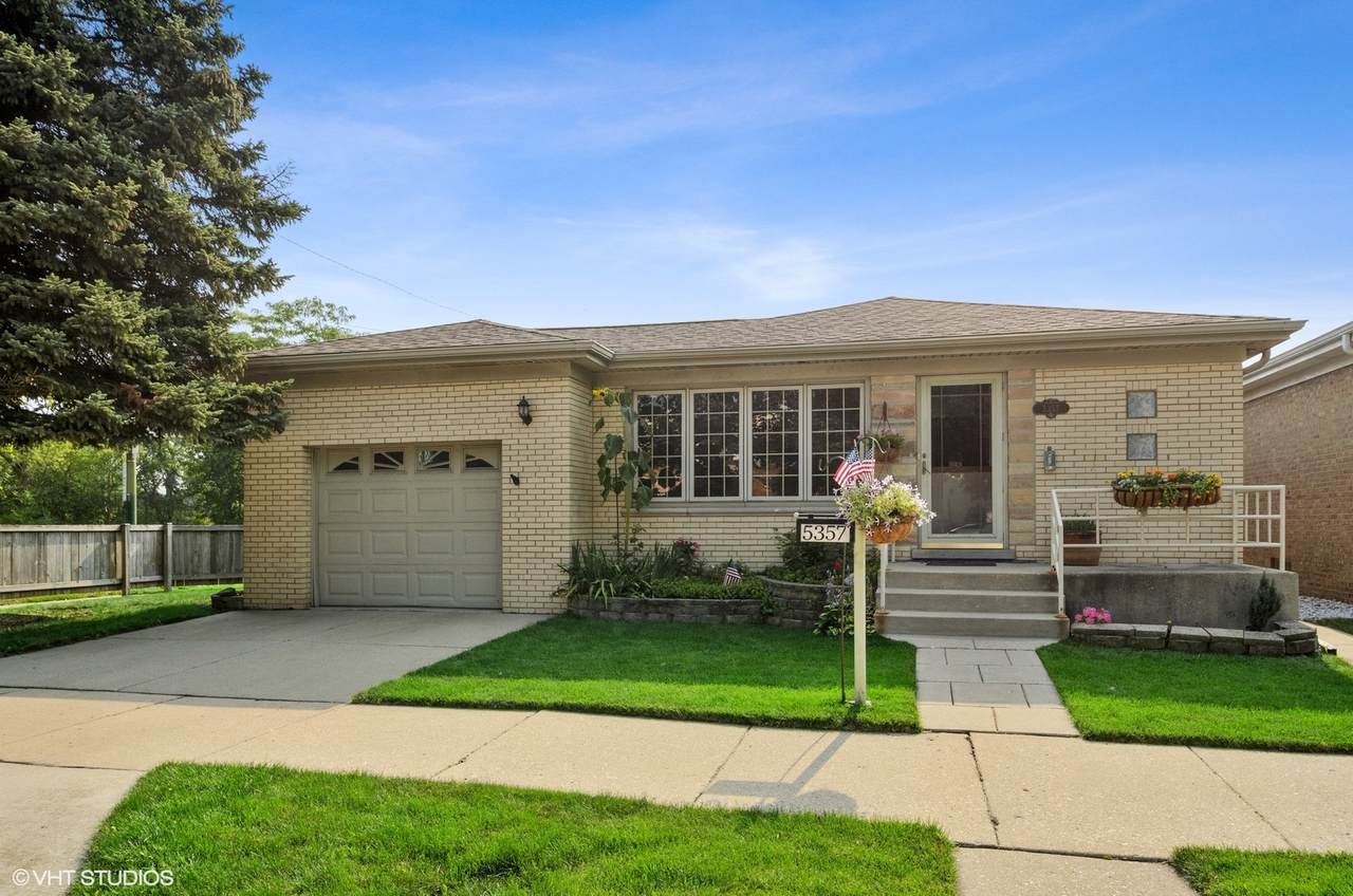 5357 Mcvicker Avenue - Photo 1