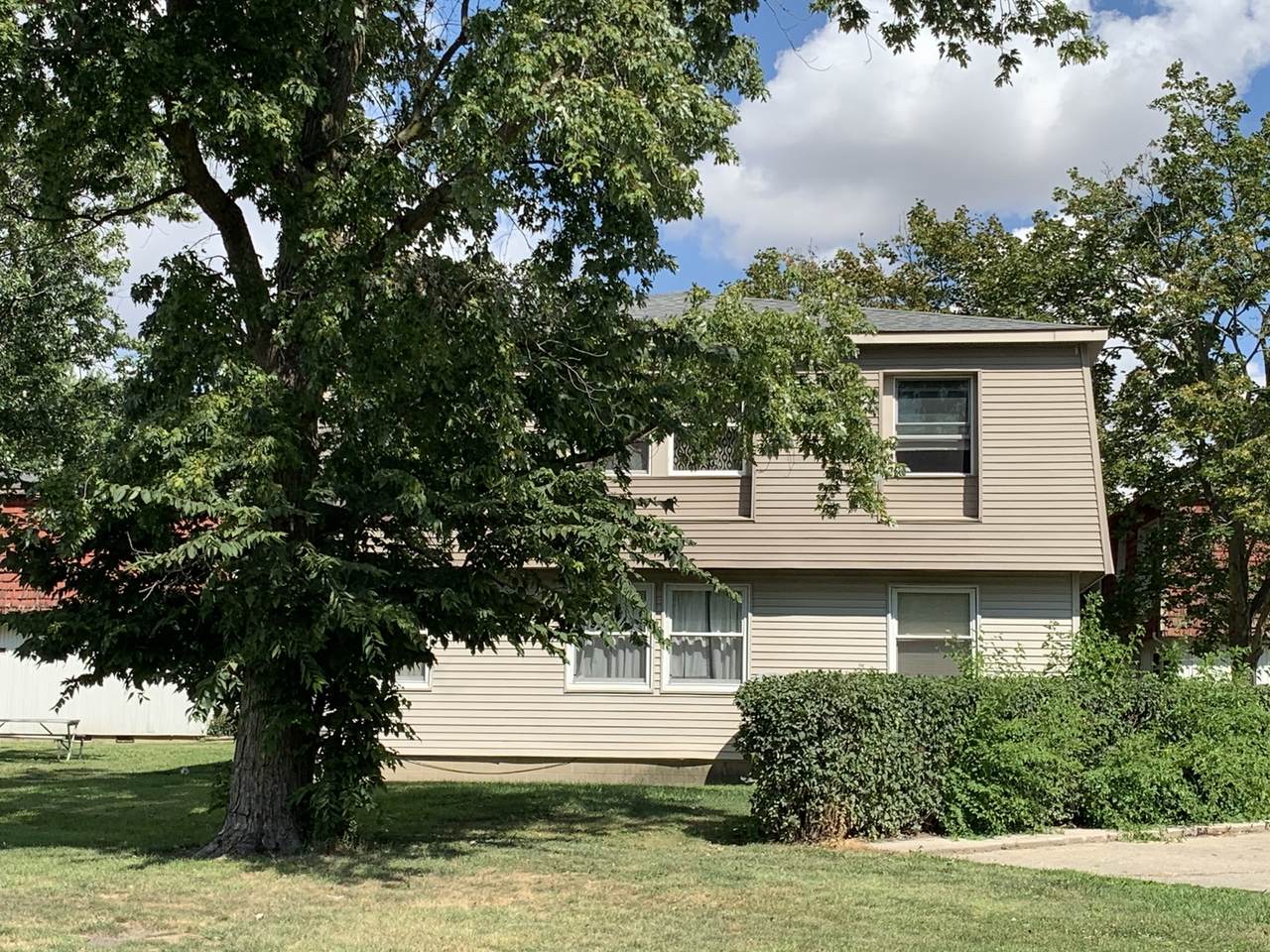 824 Wyman Street - Photo 1