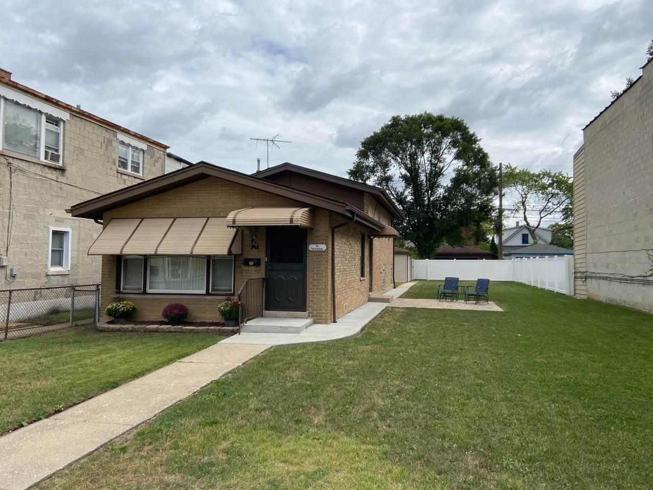 4109 Joliet Avenue - Photo 1
