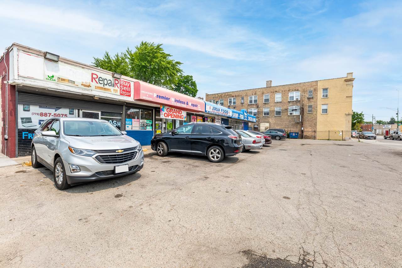 5656 Division Street - Photo 1