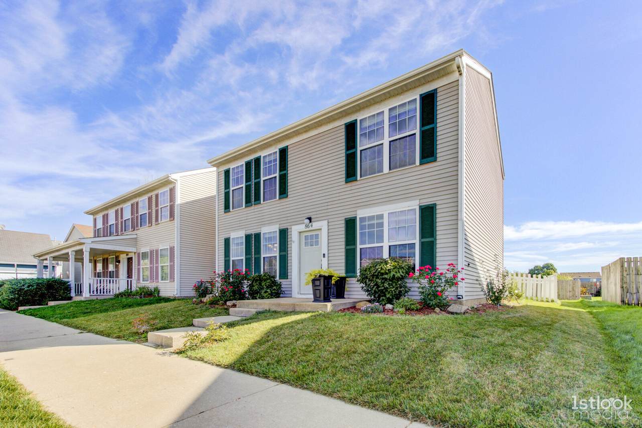 864 Four Seasons Boulevard - Photo 1