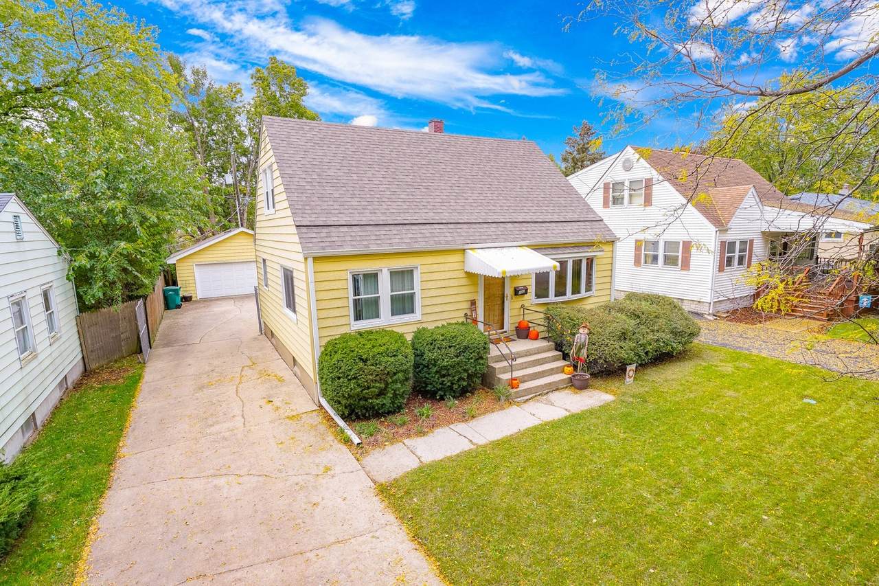 133 Earl Avenue - Photo 1