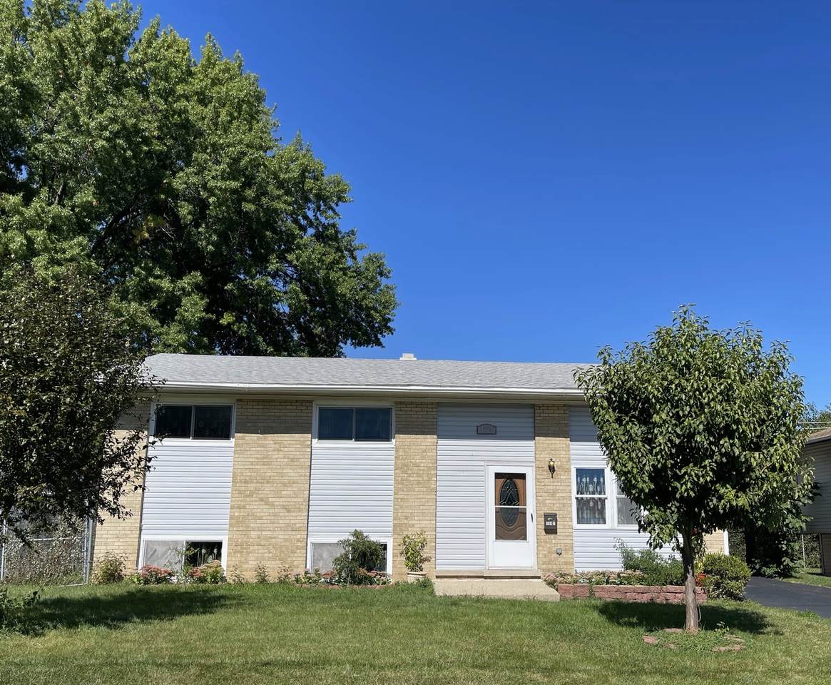 164 Fullerton Avenue - Photo 1