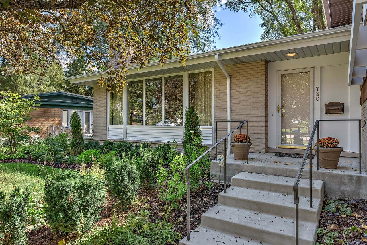 730 Apple Tree Lane - Photo 1