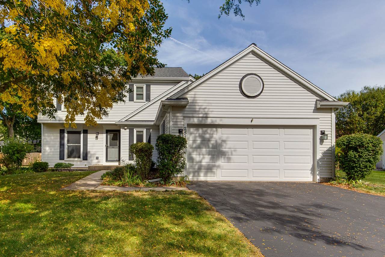 257 Pontiac Lane - Photo 1
