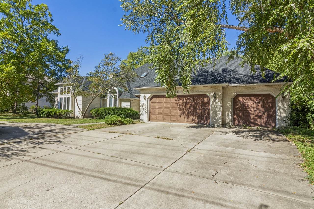 3010 35th Street - Photo 1
