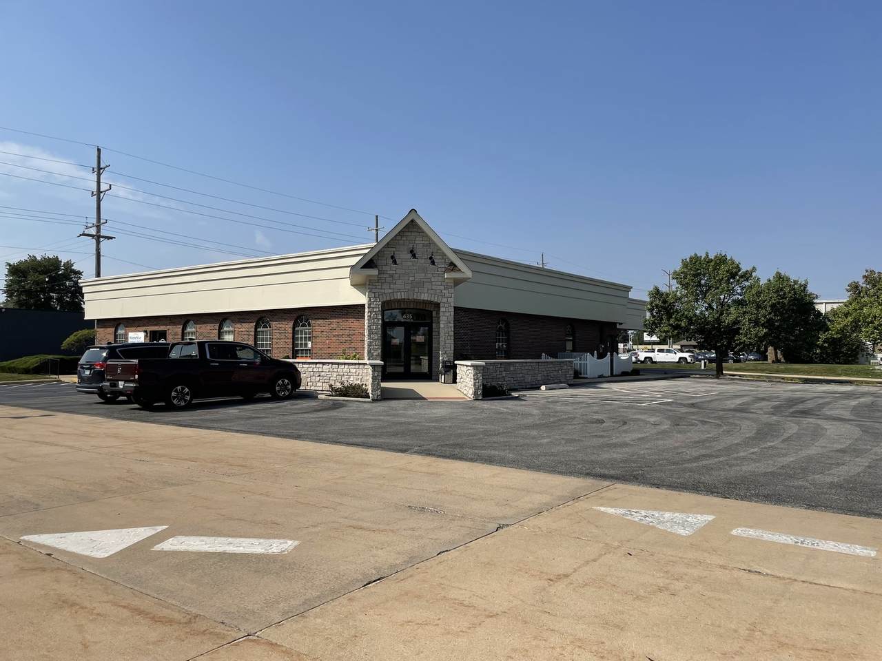435 North Street - Photo 1