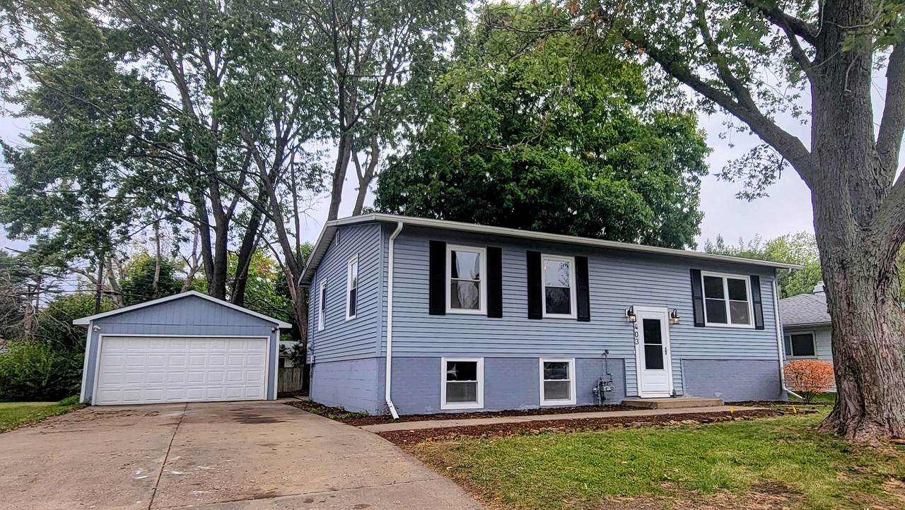 1403 Kenwood Road - Photo 1