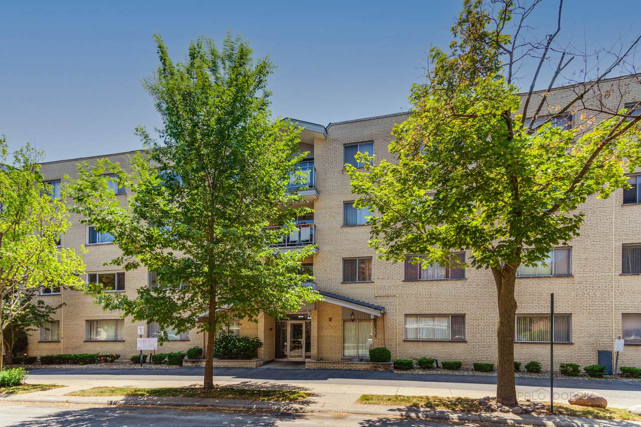 5251 Galitz Street - Photo 1