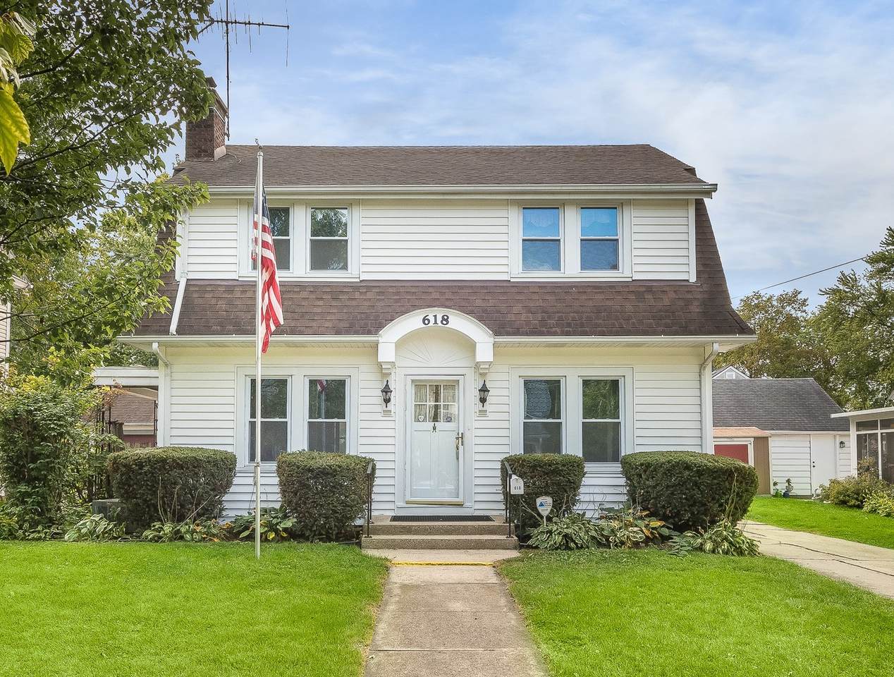 618 Hardin Avenue - Photo 1