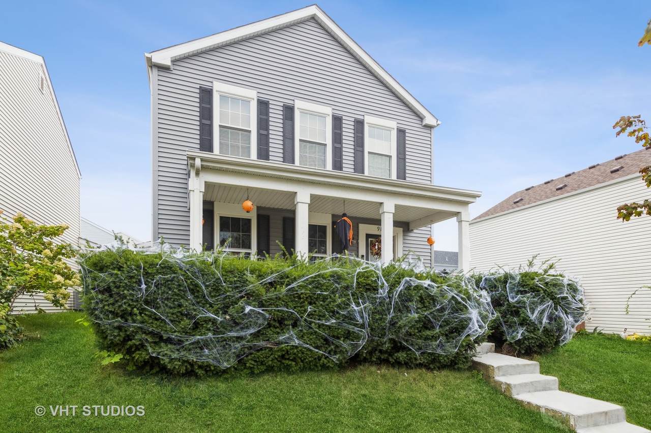 980 Symphony Drive - Photo 1