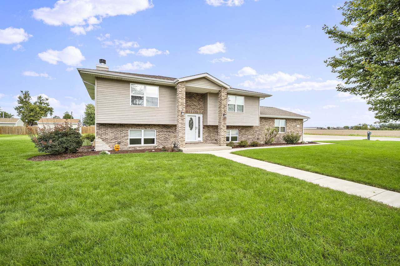 1075 Illinois Street - Photo 1