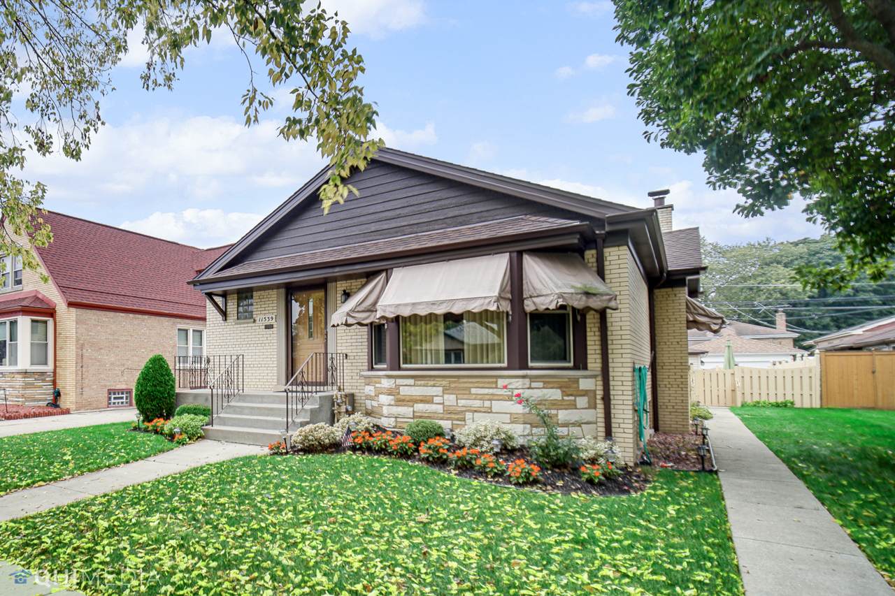 11539 Campbell Avenue - Photo 1
