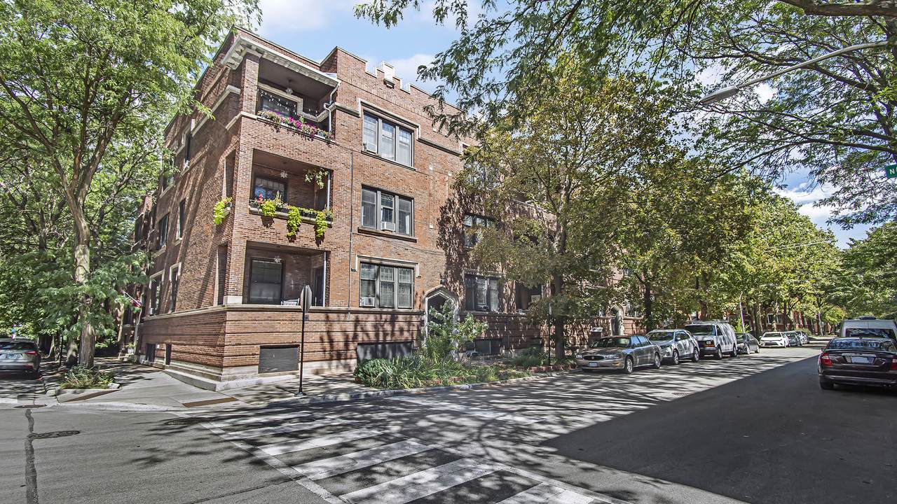 1346 Rosemont Avenue - Photo 1