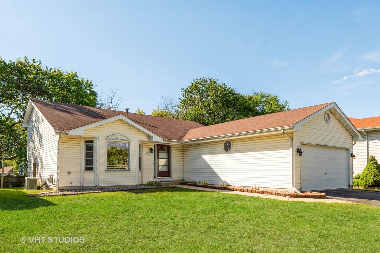109 Whiteside Drive - Photo 1