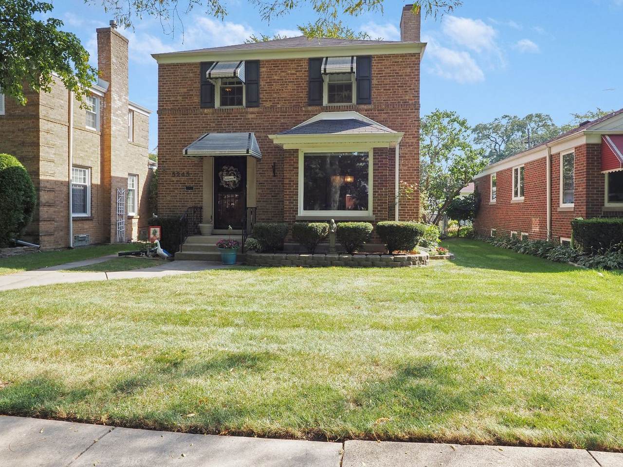 5245 Oleander Parkway - Photo 1
