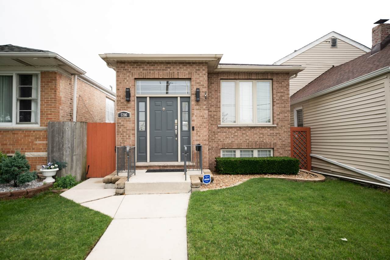 5206 Millard Avenue - Photo 1