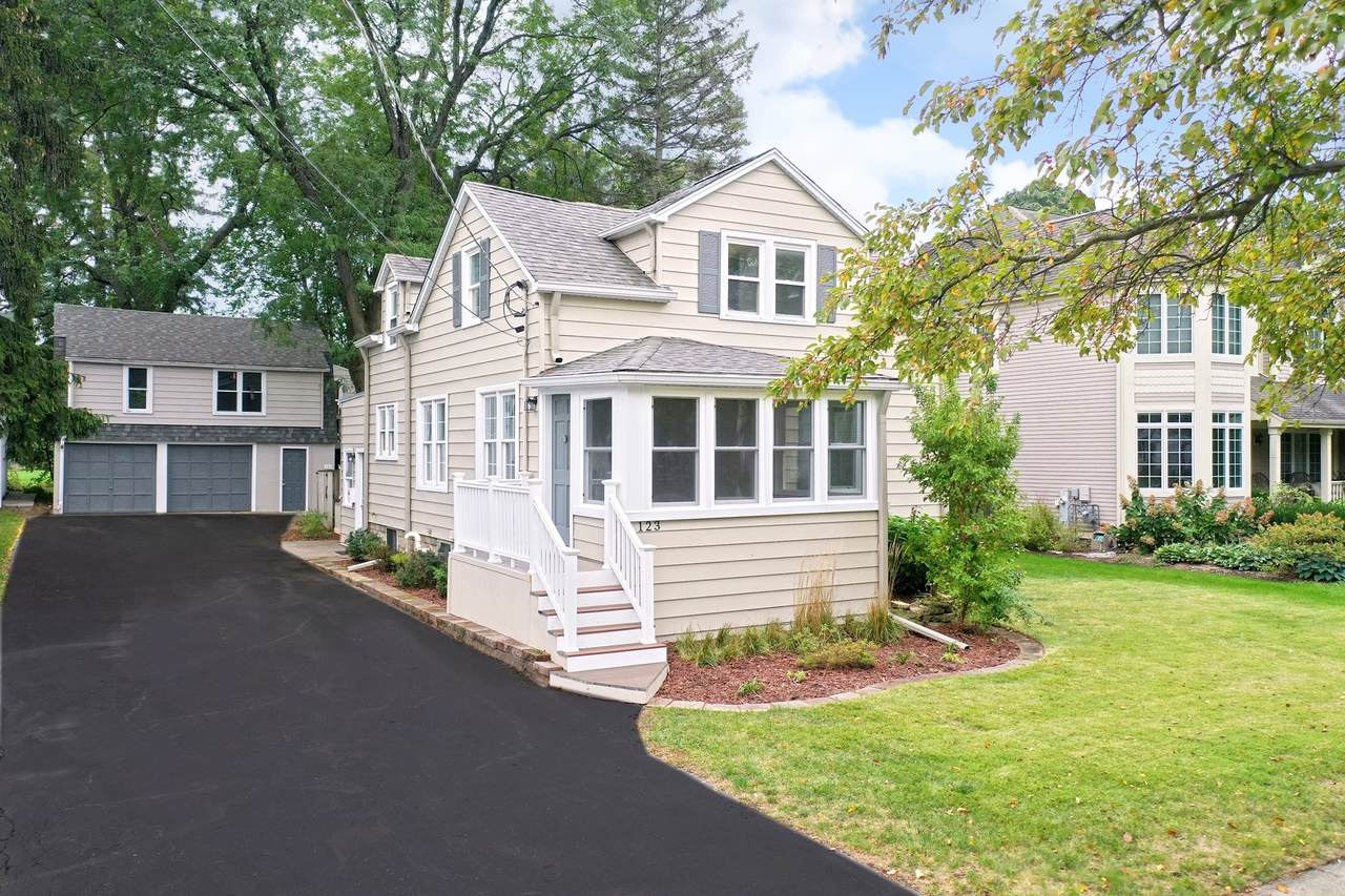 123 Robertson Street - Photo 1