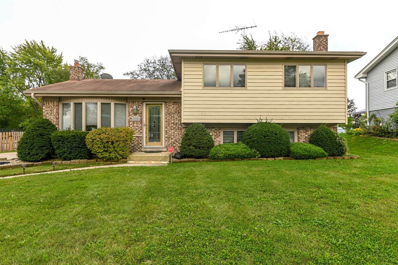 725 Weathersfield Way - Photo 1