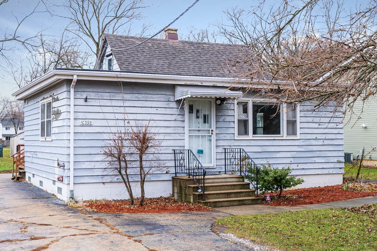 10398 Waldo Avenue - Photo 1