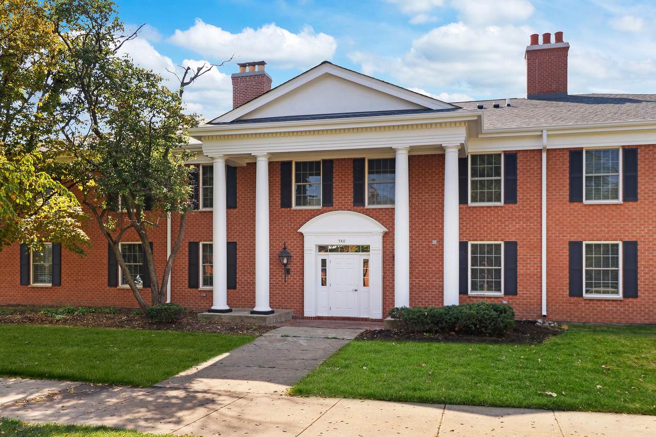 540 Devonshire Lane - Photo 1