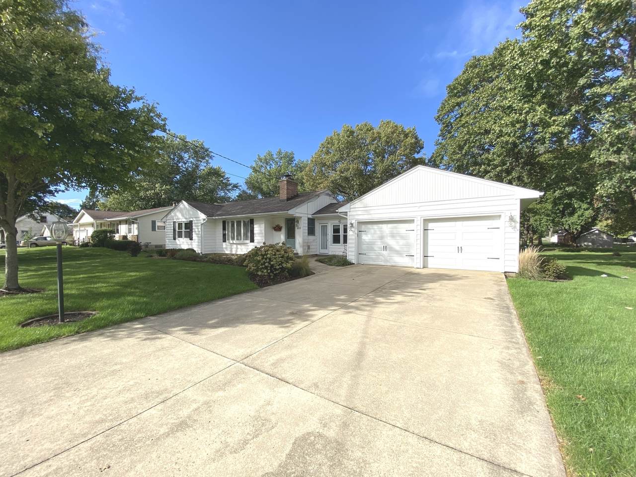 327 Union Street - Photo 1