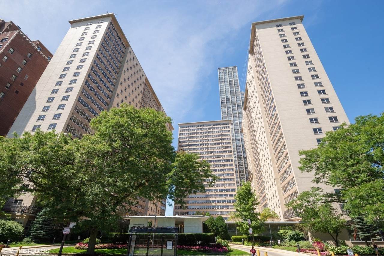 3950 Lake Shore Drive - Photo 1