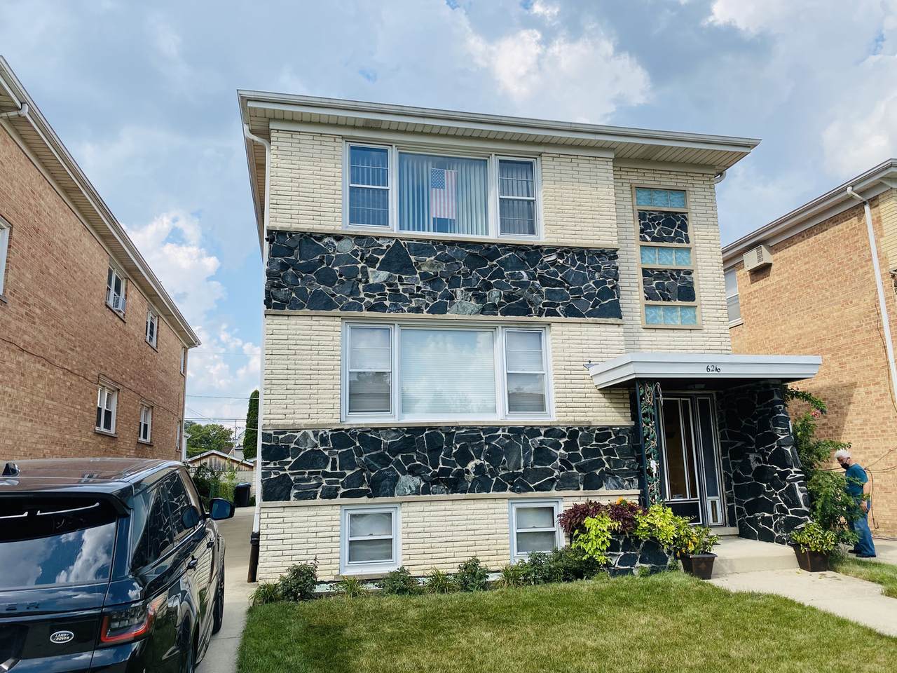 6216 Lawrence Avenue - Photo 1