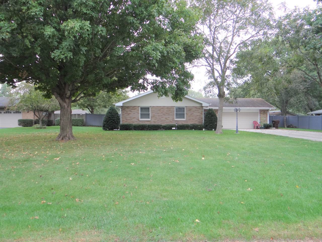 145 Jacqueline Street - Photo 1