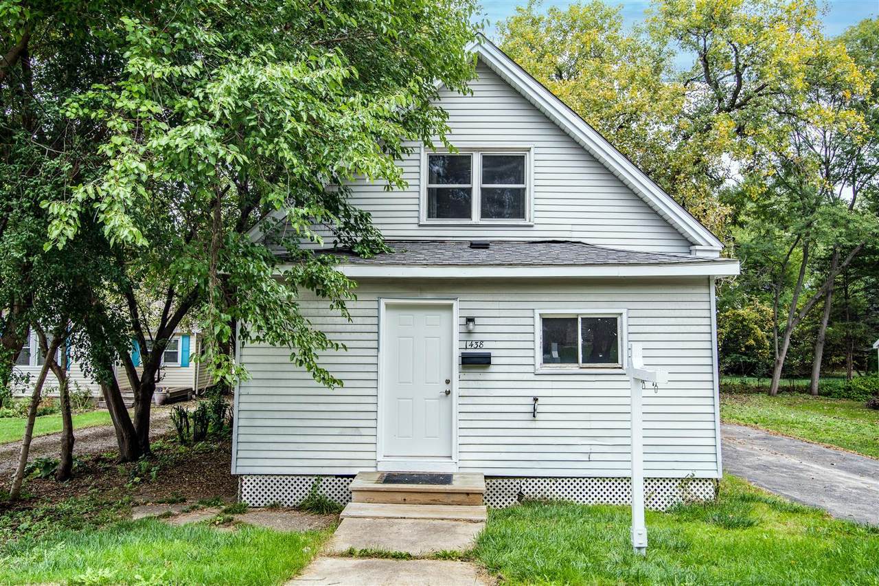 1438 Dean Street - Photo 1