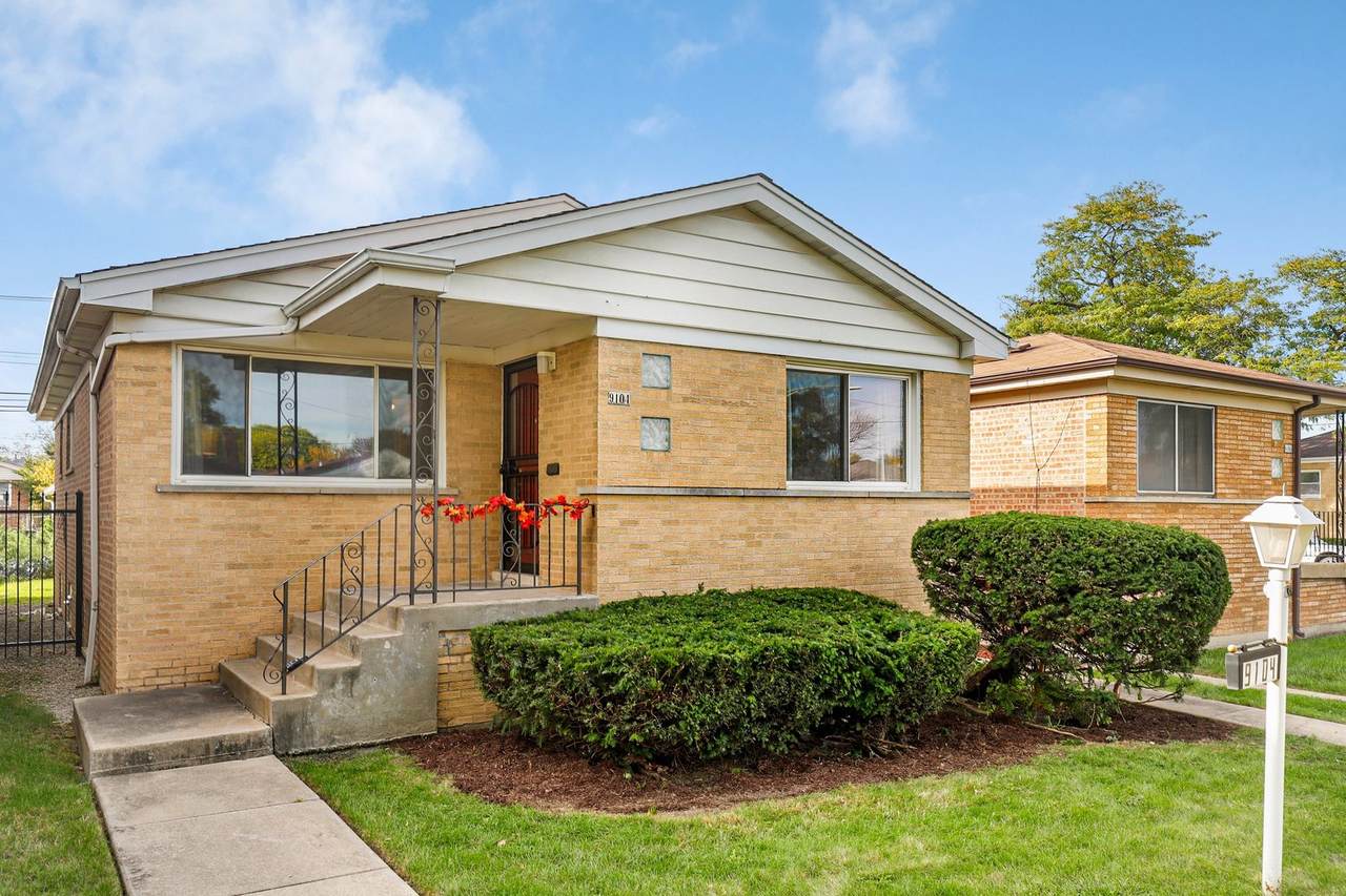 9104 Emerald Avenue - Photo 1