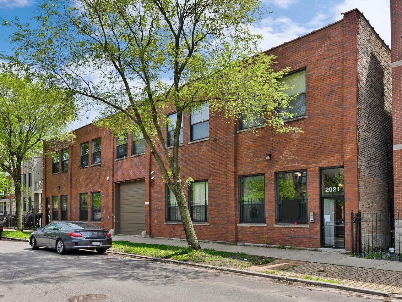 2015 Race Avenue - Photo 1