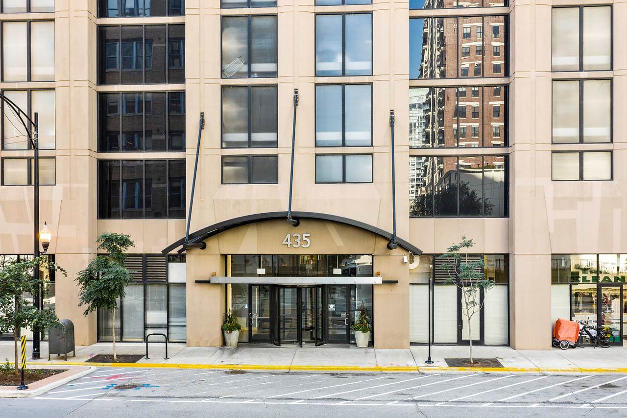 435 Erie Street - Photo 1