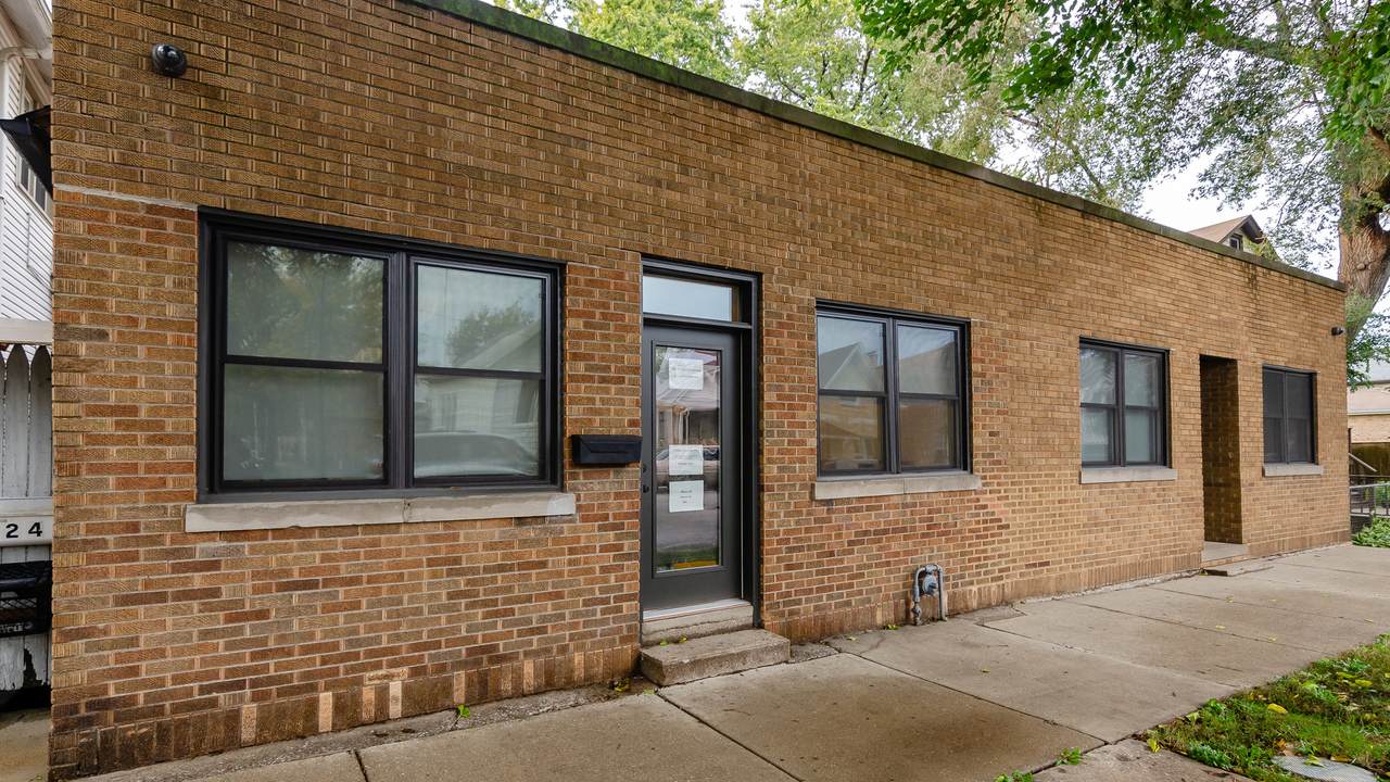 2722 Hillock Avenue - Photo 1