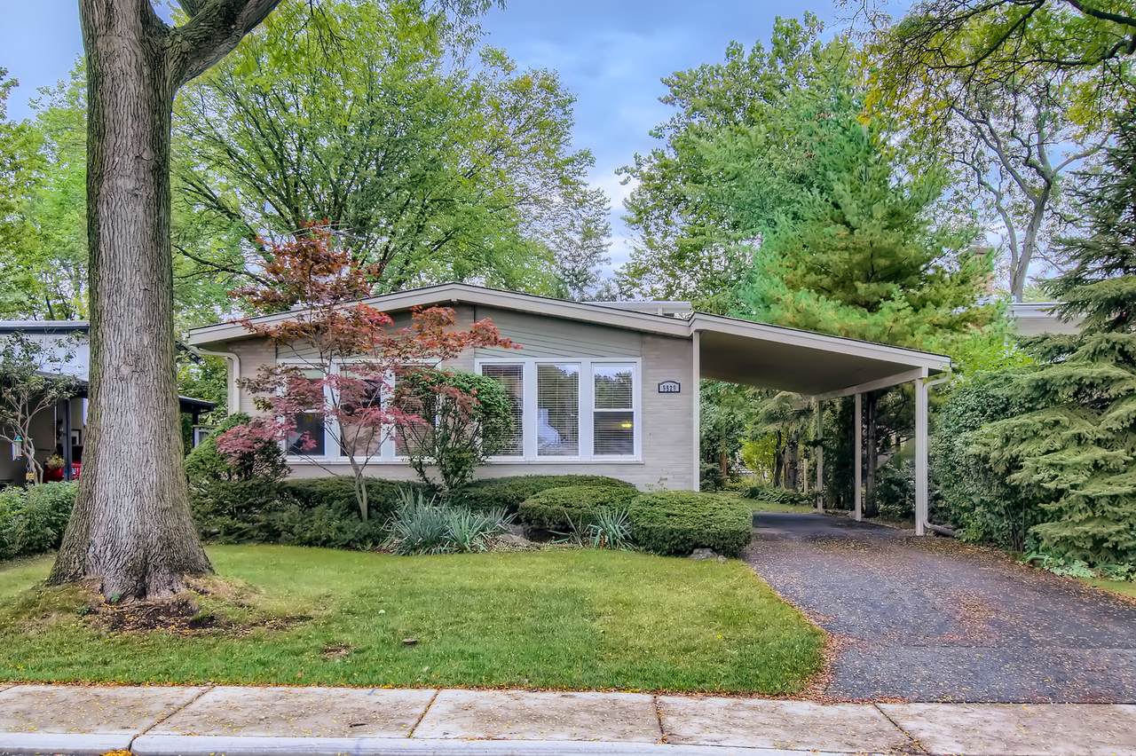 9529 Keystone Avenue - Photo 1