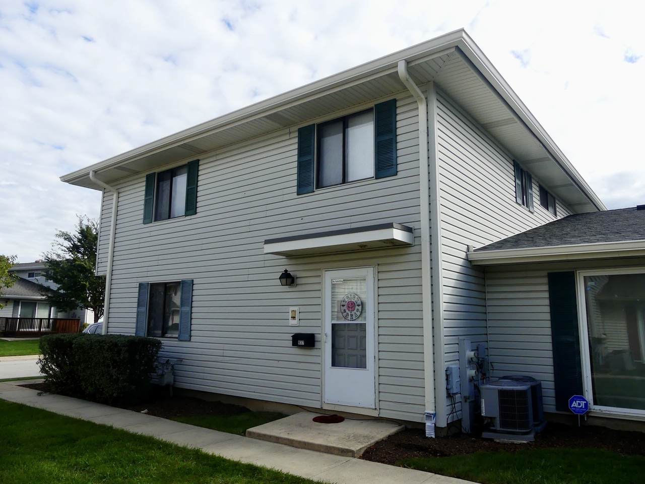 937 Shattuck Lane - Photo 1